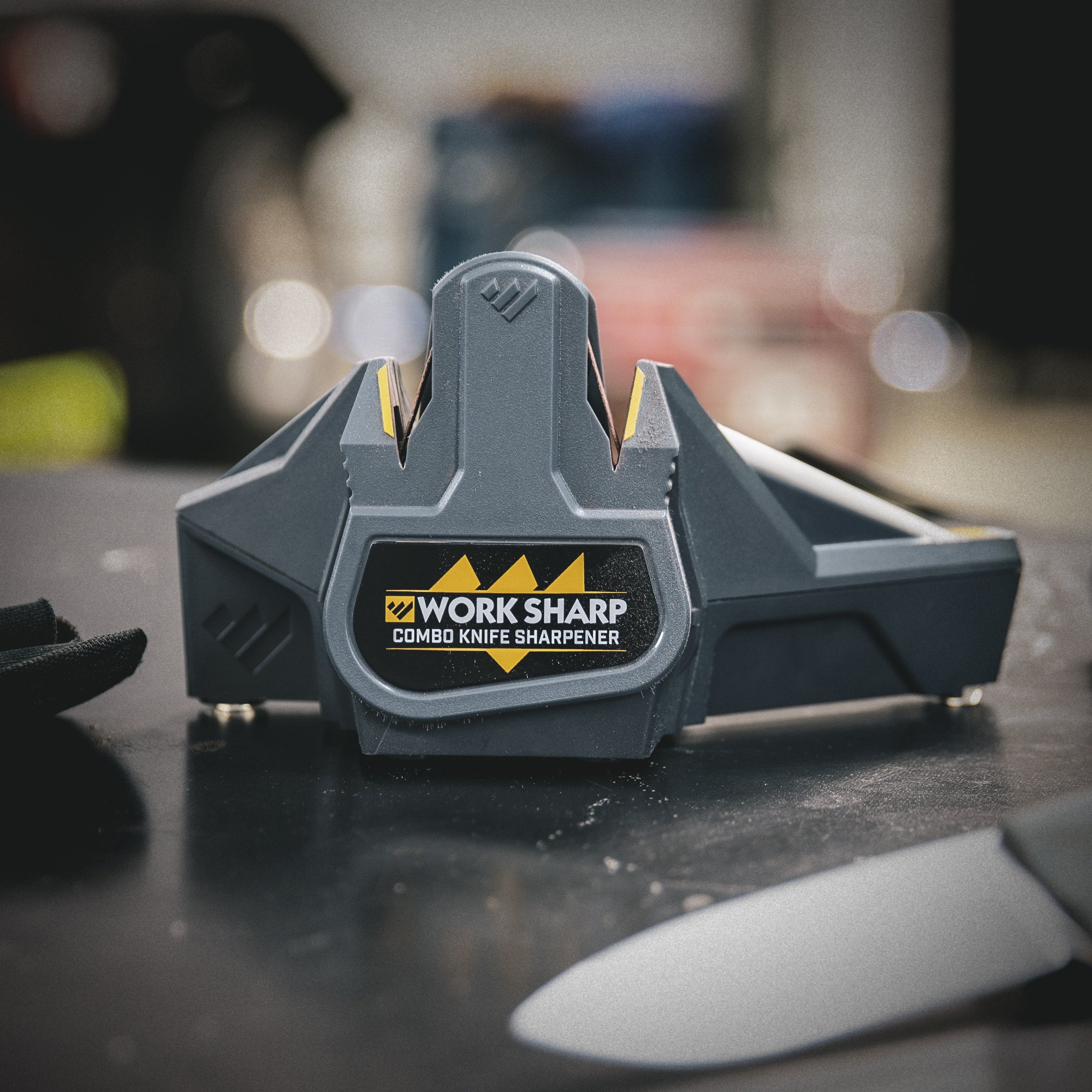 cmb-benchtop-hero-1